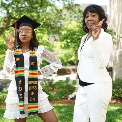 mother-daughter graduates