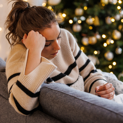 https://www.laparent.com/wp-content/uploads/2023/12/Grief-during-the-holidays-1.png